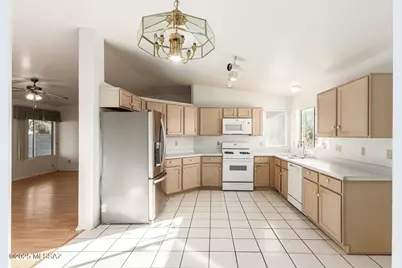 7973 S Teaberry Avenue, Tucson, AZ 85747 - Photo 11