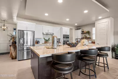 2026 W Spotted Toad Court, Tucson, AZ 85704 - Photo 9