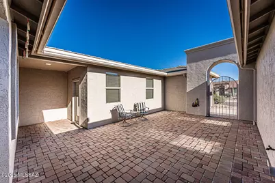 759 N Alexis Loop, Green Valley, AZ 85614 - Photo 5