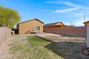 2464 E Camino Malcote, Tucson, AZ 85706 - Photo 15