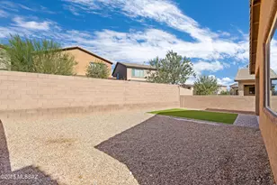 902 W Calle Tipoy, Sahuarita, AZ 85629 - Photo 37