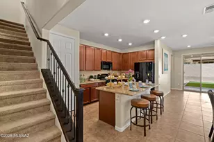 902 W Calle Tipoy, Sahuarita, AZ 85629 - Photo 9