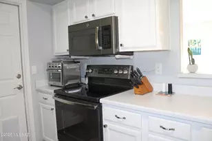 3665 S Avenida de Encino, Green Valley, AZ 85614 - Photo 11