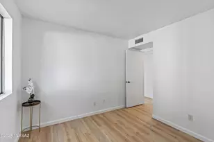 812 S Langley Ave, Tucson, AZ 85710 - Photo 17