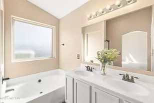 8289 S Bainbridge Rd, Tucson, AZ 85747 - Photo 21