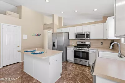 8289 S Bainbridge Road, Tucson, AZ 85747 - Photo 13