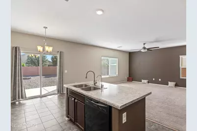 12272 W Reyher Farms Loop, Marana, AZ 85653 - Photo 29