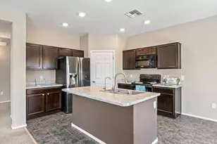 12272 W Reyher Farms Loop, Marana, AZ 85653 - Photo 27