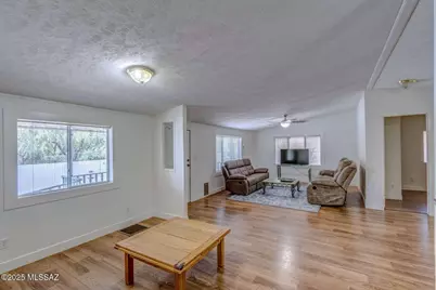 7570 E Speedway Boulevard #516, Tucson, AZ 85710 - Photo 9