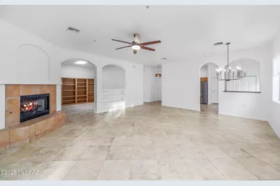 2396 S Orchard View Drive, Green Valley, AZ 85614 - Photo 9