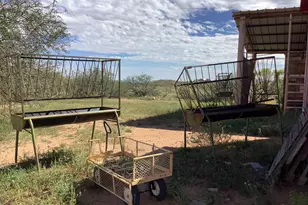 6265 W Copper Bug Rd, Elfrida, AZ 85610 - Photo 9