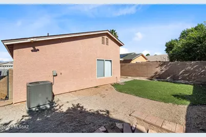 8838 E Mountain Spring Drive, Tucson, AZ 85747 - Photo 35