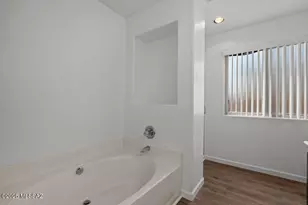 8838 E Mountain Spring Dr, Tucson, AZ 85747 - Photo 31