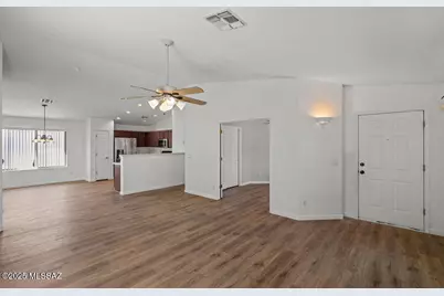 8838 E Mountain Spring Drive, Tucson, AZ 85747 - Photo 7