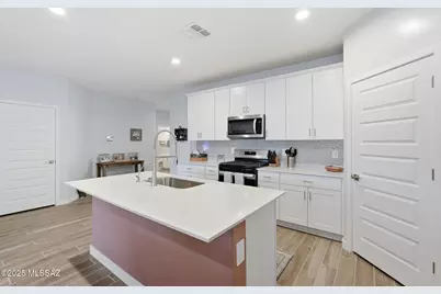 14013 E Crotalus Way, Vail, AZ 85641 - Photo 9