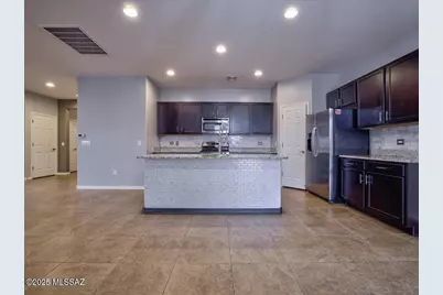 574 S Desert Haven Road, Vail, AZ 85641 - Photo 11
