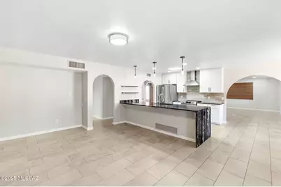 9460 E Catalina Highway, Tucson, AZ 85749 - Photo 15