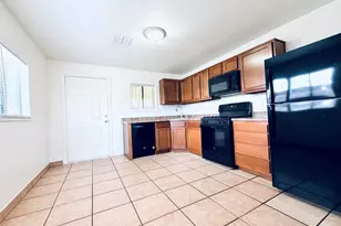 1327 W Delaware St, Tucson, AZ 85745 - Photo 5