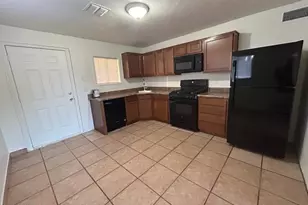 1327 W Delaware St, Tucson, AZ 85745 - Photo 7