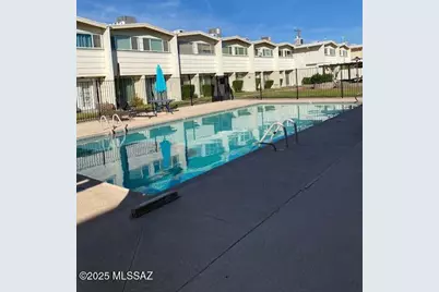 1439 S Jones Boulevard #D5, Tucson, AZ 85713 - Photo 17