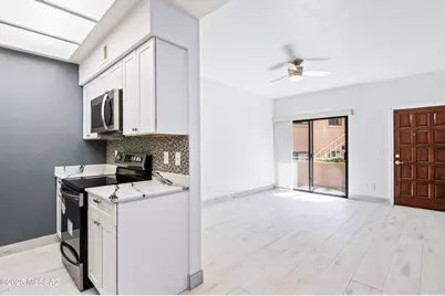 5750 N Camino Esplendora #115, Tucson, AZ 85718 - Photo 7