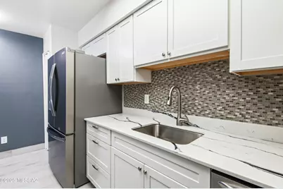 5750 N Camino Esplendora #115, Tucson, AZ 85718 - Photo 11