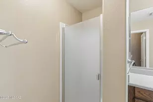 11182 W Mogollon Rim Dr, Marana, AZ 85658 - Photo 13