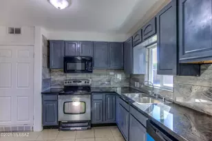 1601 W Circle A Dr, Tucson, AZ 85713 - Photo 15