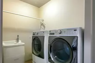 5702 N Lady Ln, Tucson, AZ 85704 - Photo 17