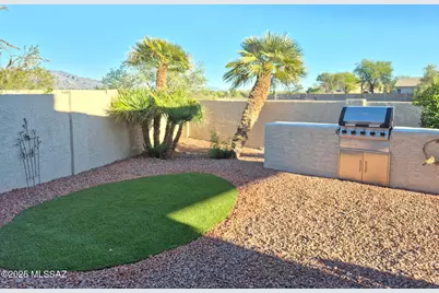 9130 N Safflower Lane, Tucson, AZ 85743 - Photo 37