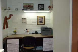 211 W Camino Manzana, Green Valley, AZ 85614 - Photo 9