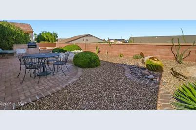 2316 W Calle Balaustre, Green Valley, AZ 85622 - Photo 43