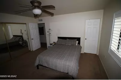 181 W Oak Hills Drive, Oracle, AZ 85623 - Photo 9