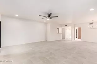 3808 S Via Del Reyecuelo, Green Valley, AZ 85622 - Photo 7