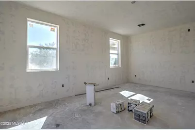 225 S Richmond Drive, Vail, AZ 85641 - Photo 9