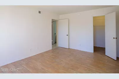 1620 N Wilmot Road #D165, Tucson, AZ 85712 - Photo 9
