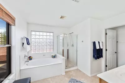 13076 N Desert Olive Drive, Oro Valley, AZ 85755 - Photo 23