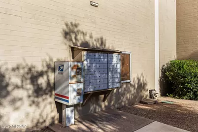 2525 N Alvernon Way #F8, Tucson, AZ 85712 - Photo 23