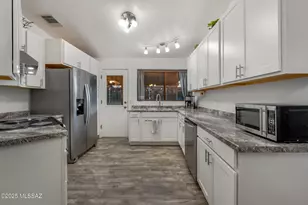 2625 W Flamebrook Rd, Tucson, AZ 85741 - Photo 9