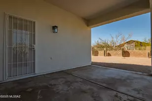 9896 E Wind Dancer Dr, Tucson, AZ 85748 - Photo 17