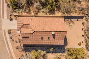 9896 E Wind Dancer Dr, Tucson, AZ 85748 - Photo 7