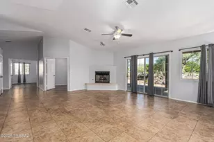 12690 N Bandanna Way, Oro Valley, AZ 85755 - Photo 7