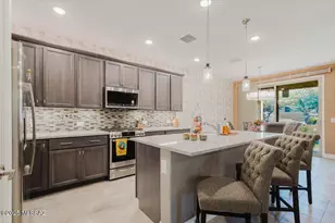 1110 N Broken Hills Dr, Green Valley, AZ 85614 - Photo 11