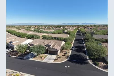 1110 N Broken Hills Drive, Green Valley, AZ 85614 - Photo 35