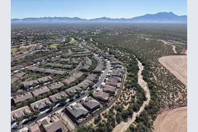 1110 N Broken Hills Drive, Green Valley, AZ 85614 - Photo 39