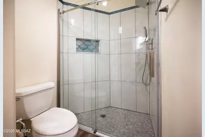 6332 N Via Del Verdecillo, Tucson, AZ 85718 - Photo 7