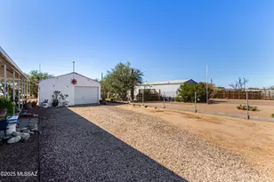9432 S Valerie Dr, Tucson, AZ 85736 - Photo 17