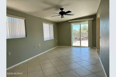 749 W Rio Moctezuma, Green Valley, AZ 85614 - Photo 13