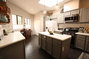 272 E Southern Pines Dr, Oro Valley, AZ 85737 - Photo 7