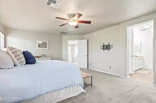 10069 N Blue Crossing Way, Tucson, AZ 85743 - Photo 19